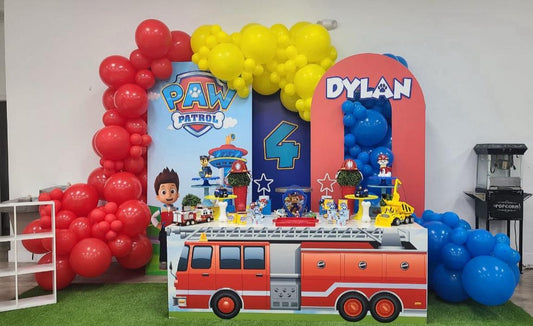 💌 Fully customizable colors, theme, and name